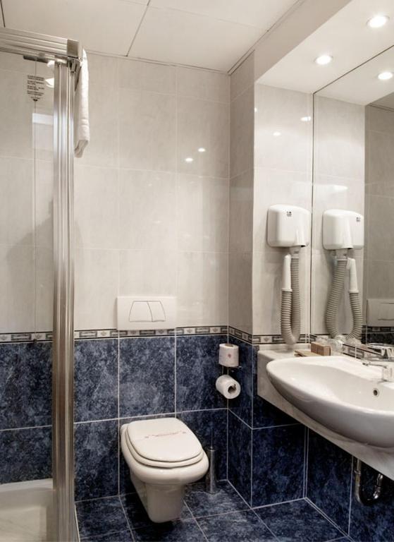 Chambre Simple - Accessible aux Personnes à Mobilité Réduite